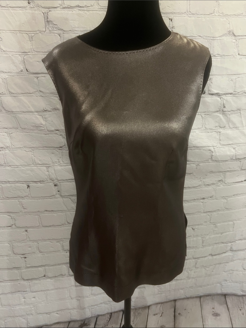 NWOT Escada Sleeveless Shell Top - Metallic Brown